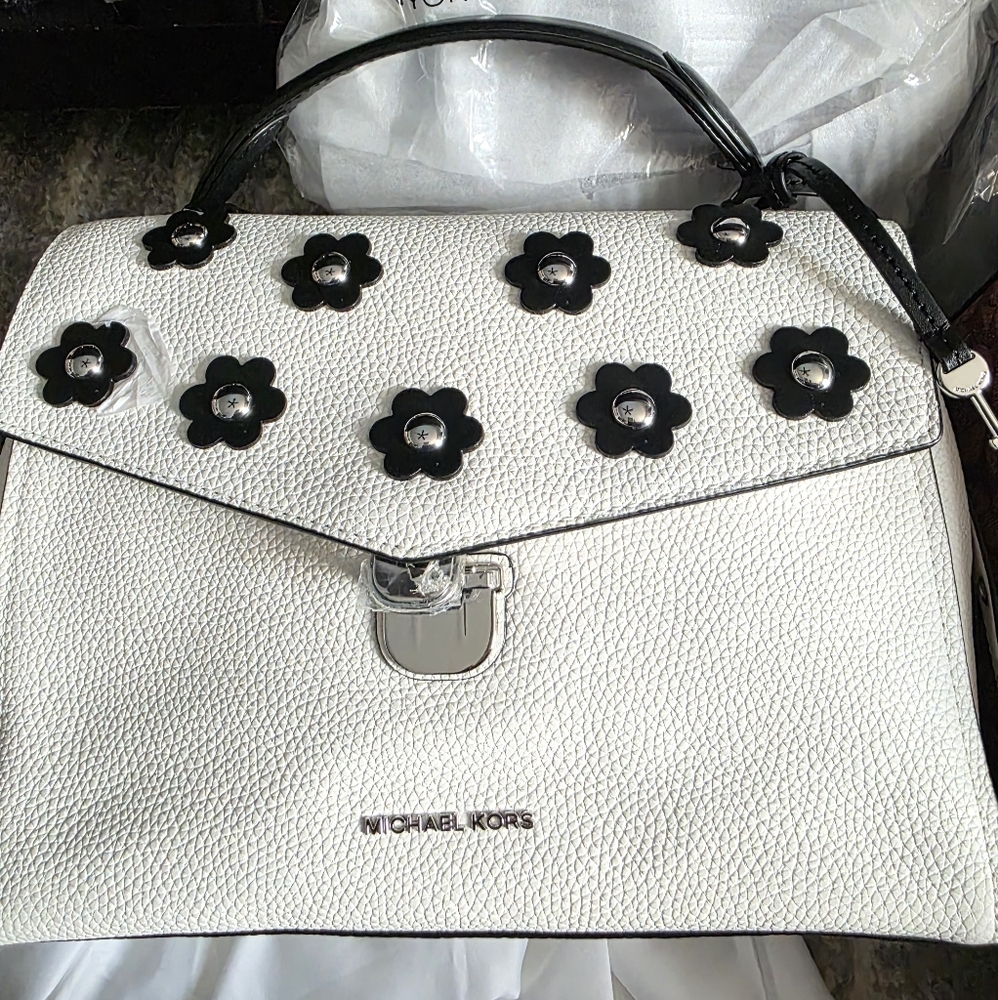 MICHAEL Michael Kors White and Black Floral Shoulder Bag